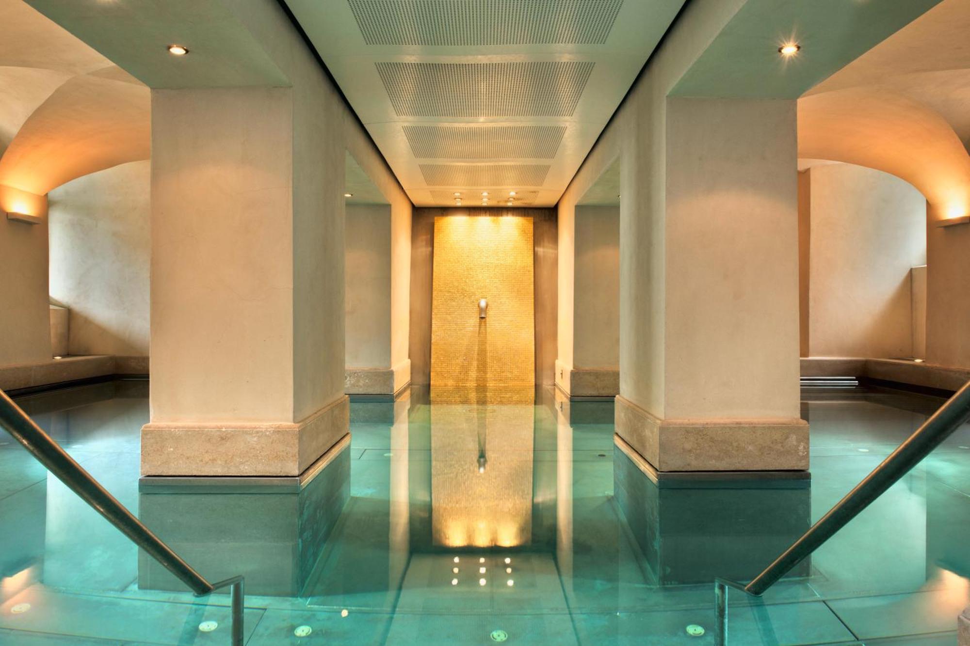 Limmathof Baden - Historisches Haus & Spa Екстериор снимка
